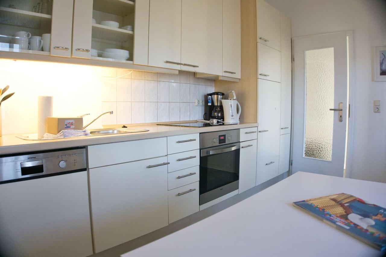 Balkon, Gratis Nutzung Vom Ahoi Erlebnisbad Und Sauna In Sellin - Residenz Strandeck Fewo01 غورين المظهر الخارجي الصورة